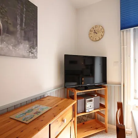 Appartement Confort 25m² Au Centre Du Mont-dore, Proche Thermes Et Commodites, Wifi, 2 Couchages - Fr-1-415-148 *