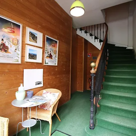 Confort 25m² Au Centre Du Mont-dore, Proche Thermes Et Commodites, Wifi, 2 Couchages - Fr-1-415-148 Apartment Le Mont-Dore